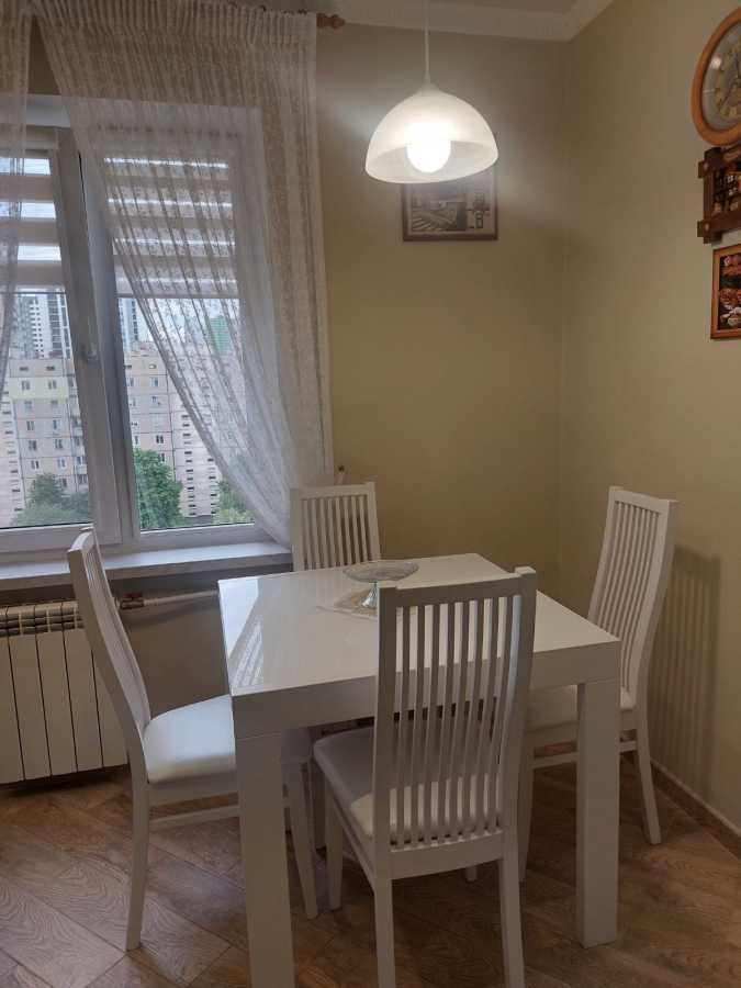 Оренда 1-кімнатної квартири 41 м², Харківське шосе, 180/21