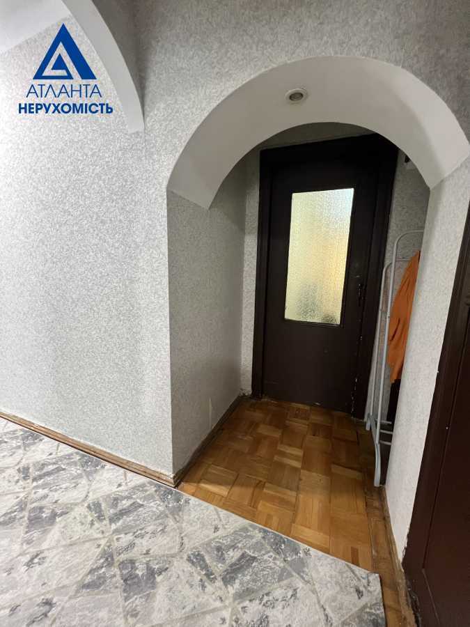 Продажа 3-комнатной квартиры 55 м², Президента Грушевского просп., 8