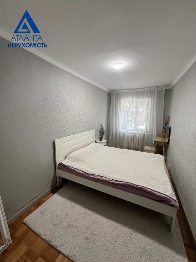 Продажа 3-комнатной квартиры 55 м², Президента Грушевского просп., 8