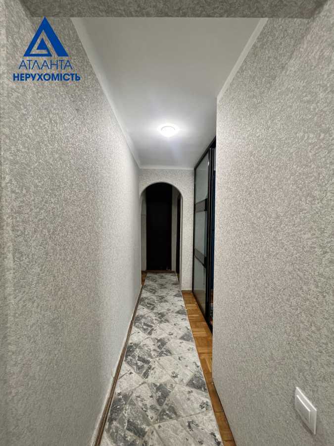 Продажа 3-комнатной квартиры 55 м², Президента Грушевского просп., 8