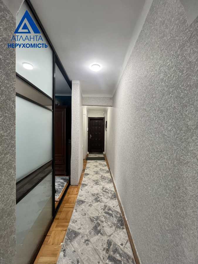Продажа 3-комнатной квартиры 55 м², Президента Грушевского просп., 8