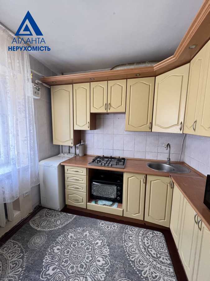 Продажа 3-комнатной квартиры 55 м², Президента Грушевского просп., 8