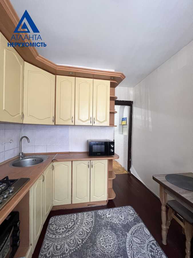 Продажа 3-комнатной квартиры 55 м², Президента Грушевского просп., 8