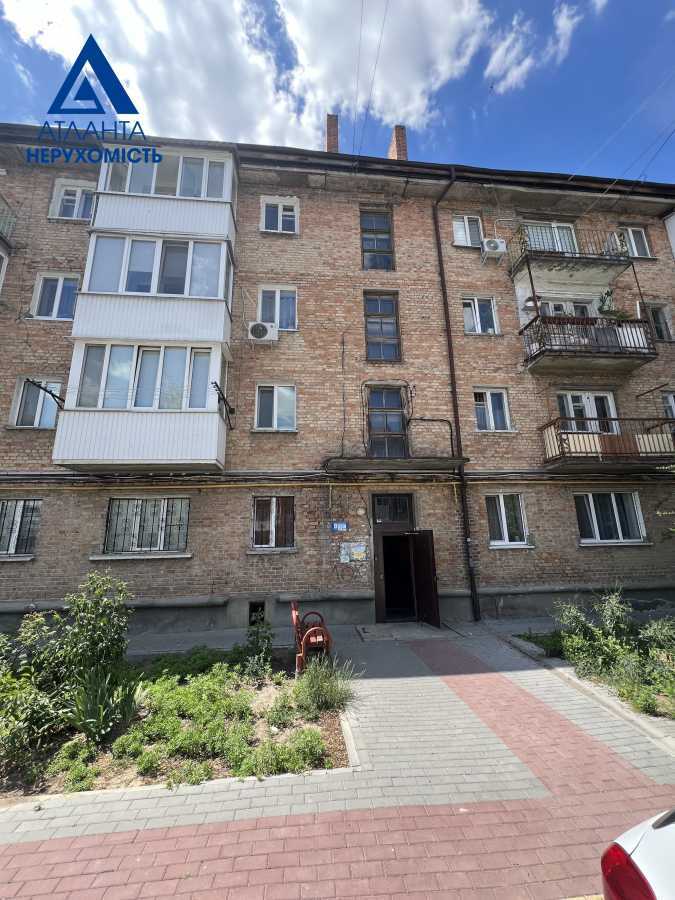 Продажа 3-комнатной квартиры 55 м², Президента Грушевского просп., 8