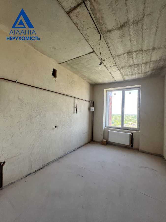 Продажа 2-комнатной квартиры 65 м², Яровица ул.