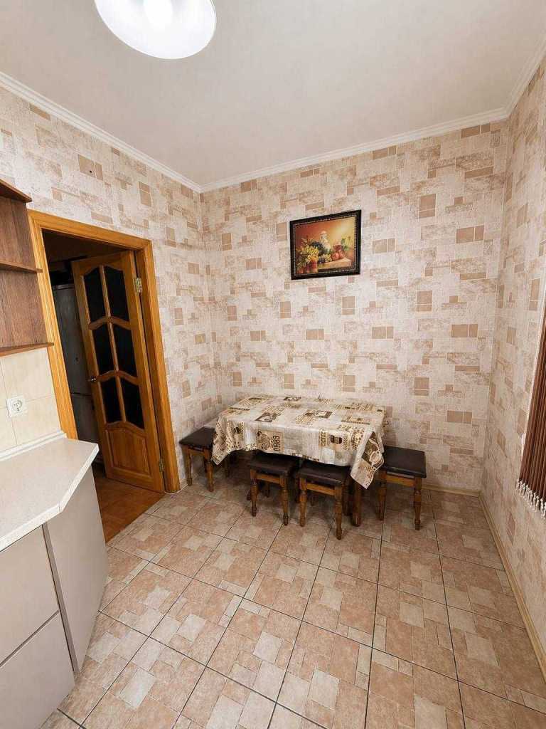 Продажа 3-комнатной квартиры 74.8 м², Ревуцкого ул., 44