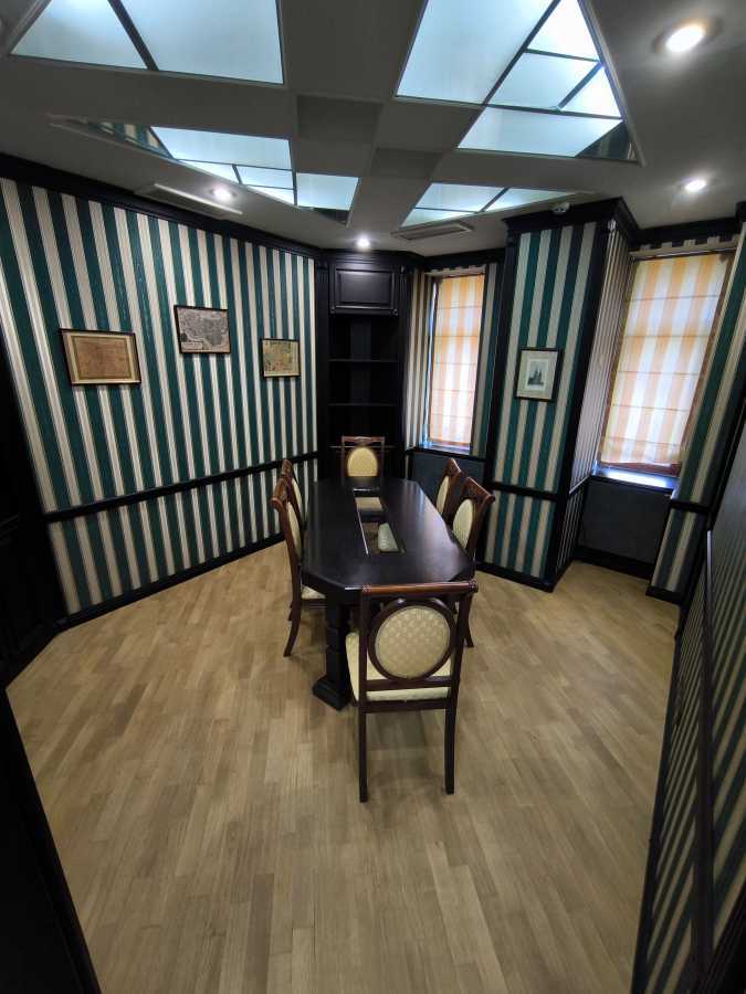 Оренда офісу 100 м², Хорива вул., 39-41