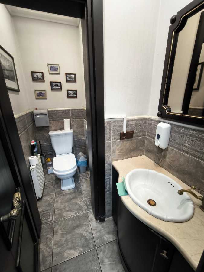 Оренда офісу 100 м², Хорива вул., 39-41