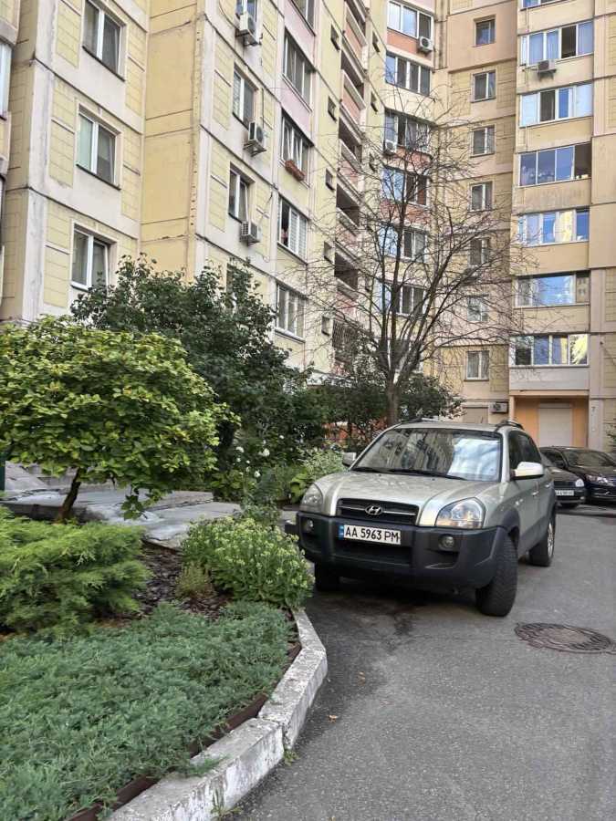Продажа 1-комнатной квартиры 46 м², Михаила Донца ул., Ломоносова, 83а