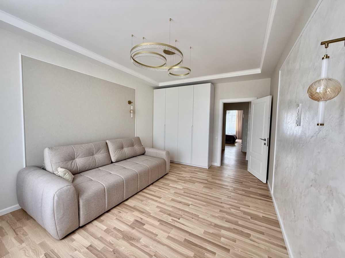 Продажа 2-комнатной квартиры 64 м², Чорновола ул., 17