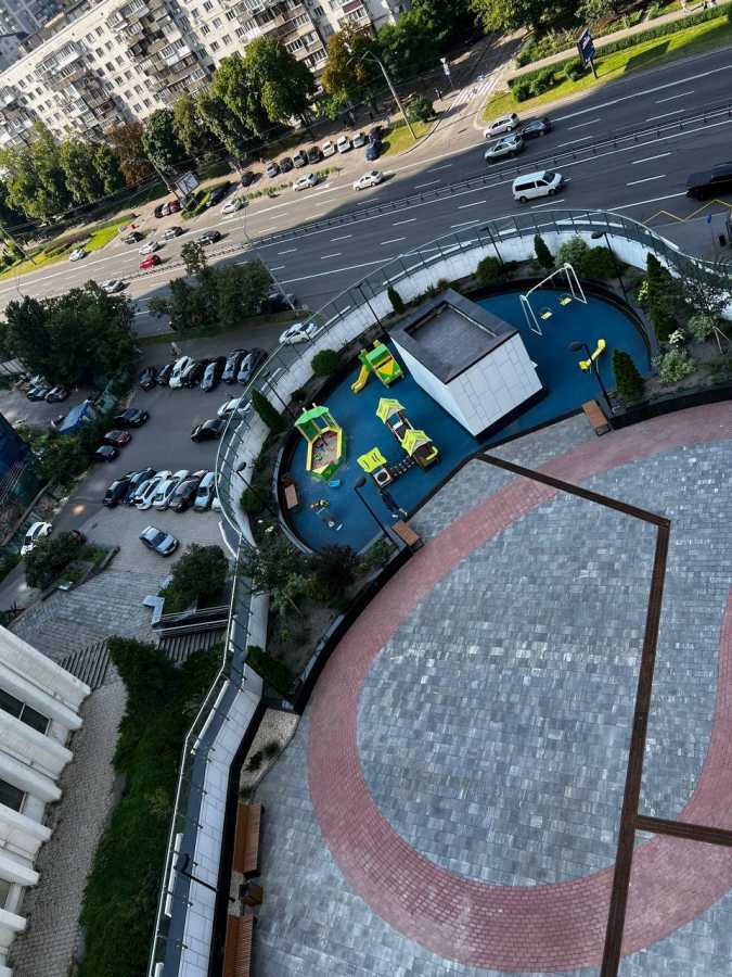 Оренда 2-кімнатної квартири 55 м², Берестейський, 11