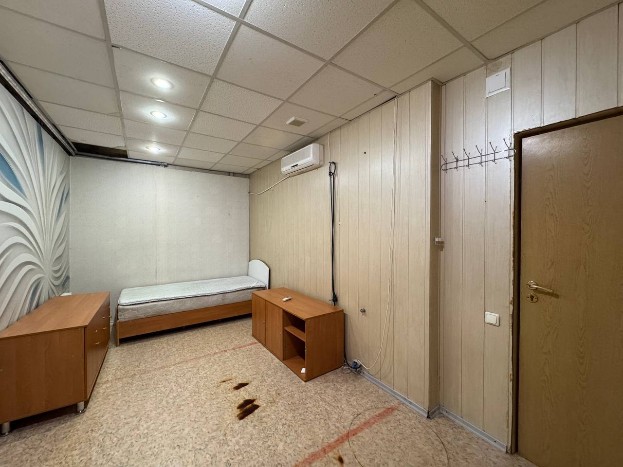 Продажа 4-комнатной квартиры 90 м², Юрия Савченко ул.