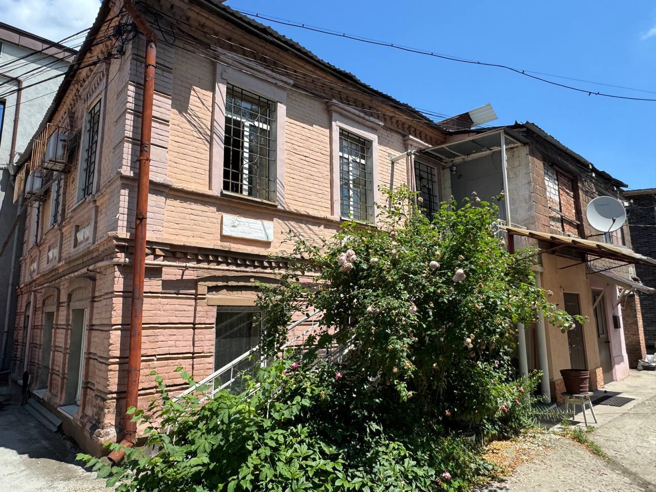 Продажа 4-комнатной квартиры 90 м², Юрия Савченко ул.