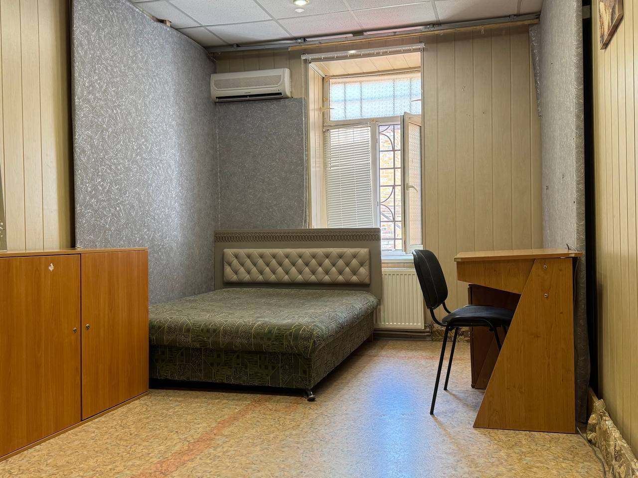 Продажа 4-комнатной квартиры 90 м², Юрия Савченко ул.