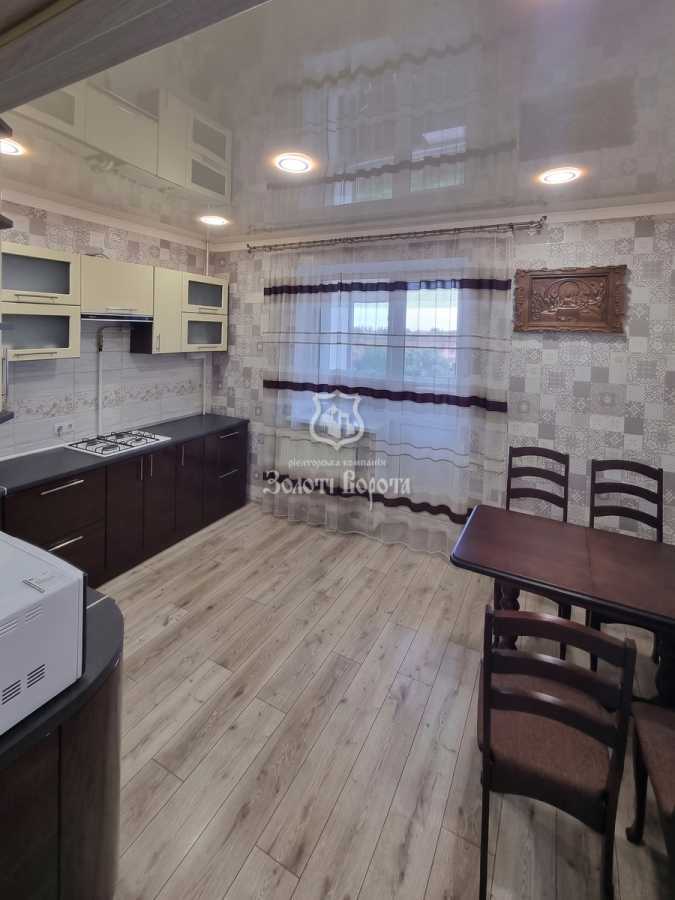 Продажа 2-комнатной квартиры 72.7 м², Вокзальная ул., 53
