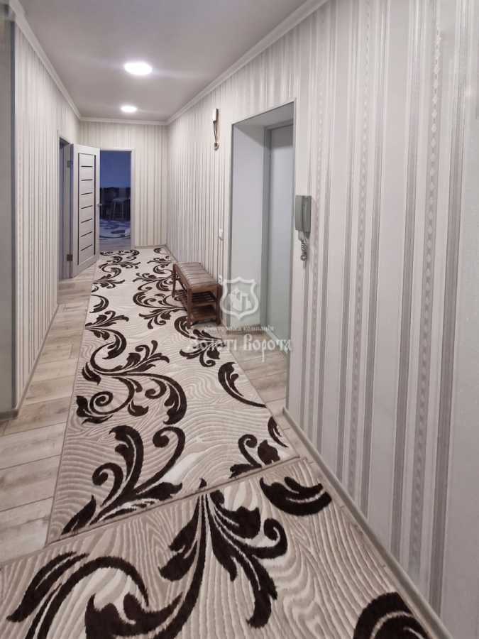Продажа 2-комнатной квартиры 72.7 м², Вокзальная ул., 53