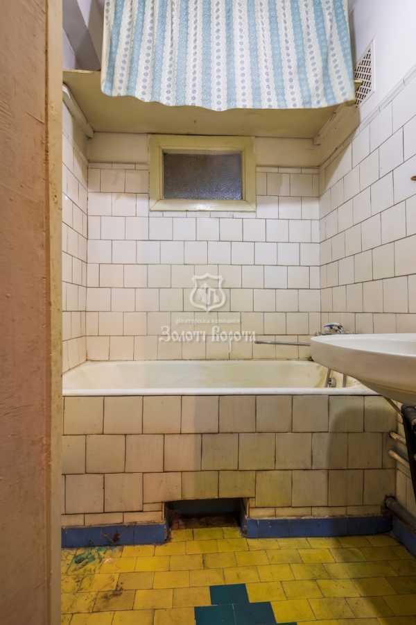 Продажа 3-комнатной квартиры 67 м², Галицкая ул., 6