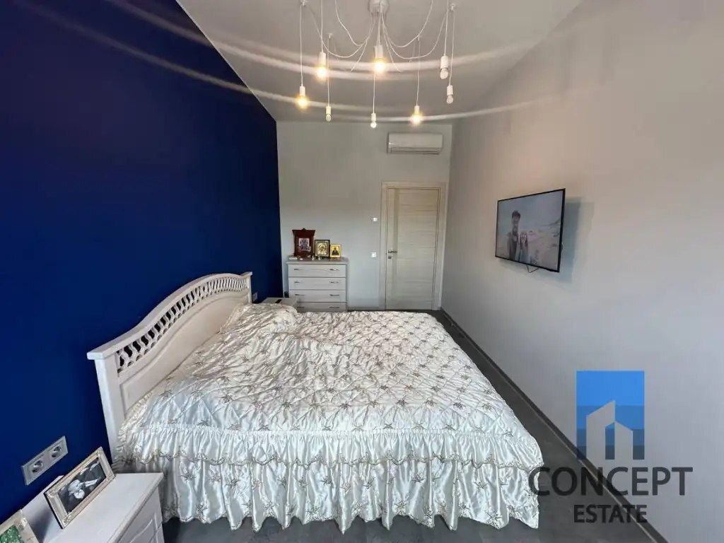 Продажа 3-комнатной квартиры 95 м², Сечевых Стрельцов ул.