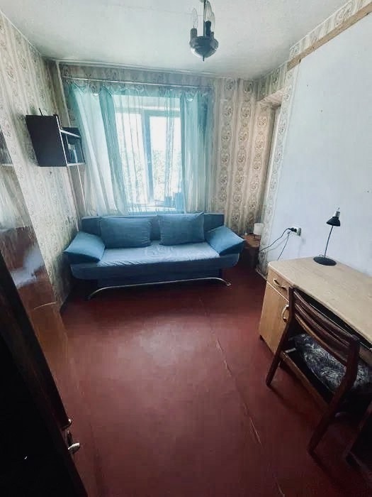 Продаж 4-кімнатної квартири 89 м², Матросова пров.