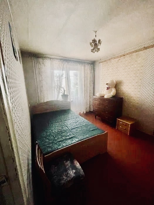Продаж 4-кімнатної квартири 89 м², Матросова пров.