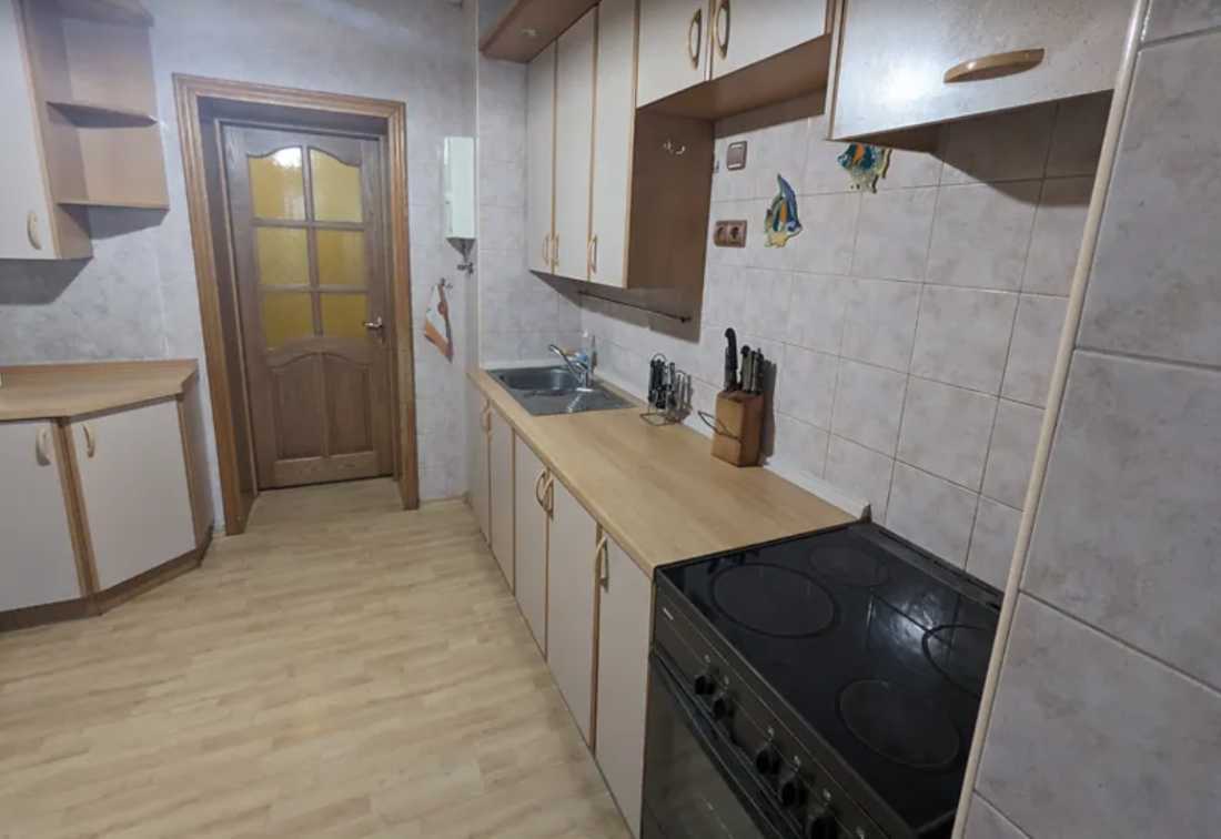 Продажа 3-комнатной квартиры 149.4 м², Героев Сталинграда просп., 22
