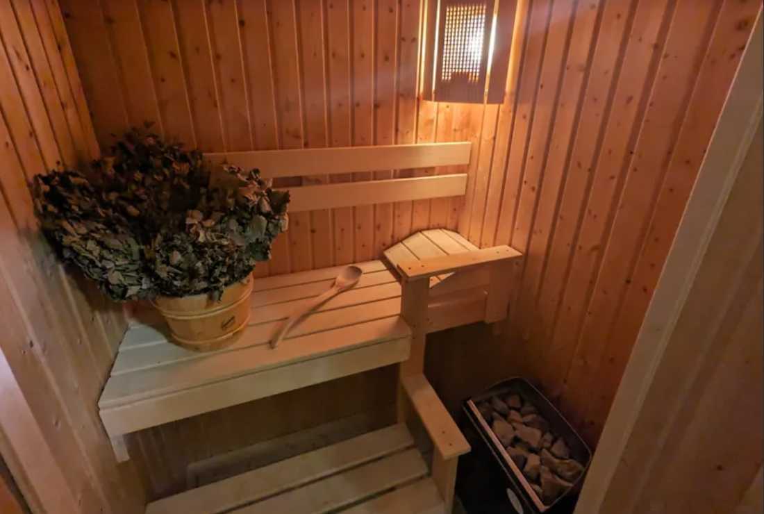 Продажа 3-комнатной квартиры 149.4 м², Героев Сталинграда просп., 22