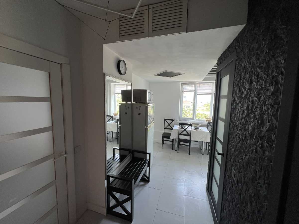 Продаж 1-кімнатної квартири 30 м², Слави, 4