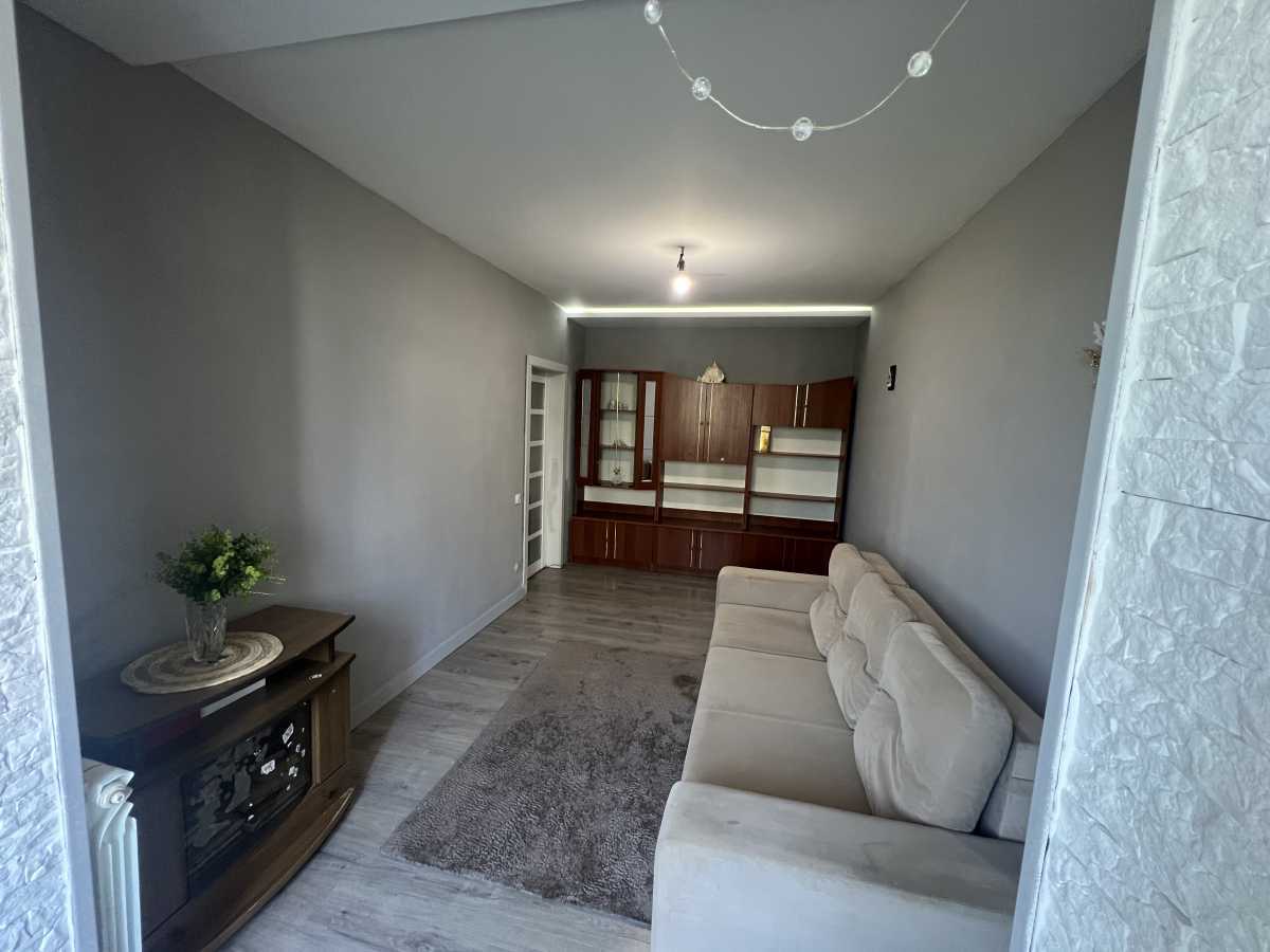 Продаж 1-кімнатної квартири 30 м², Слави, 4