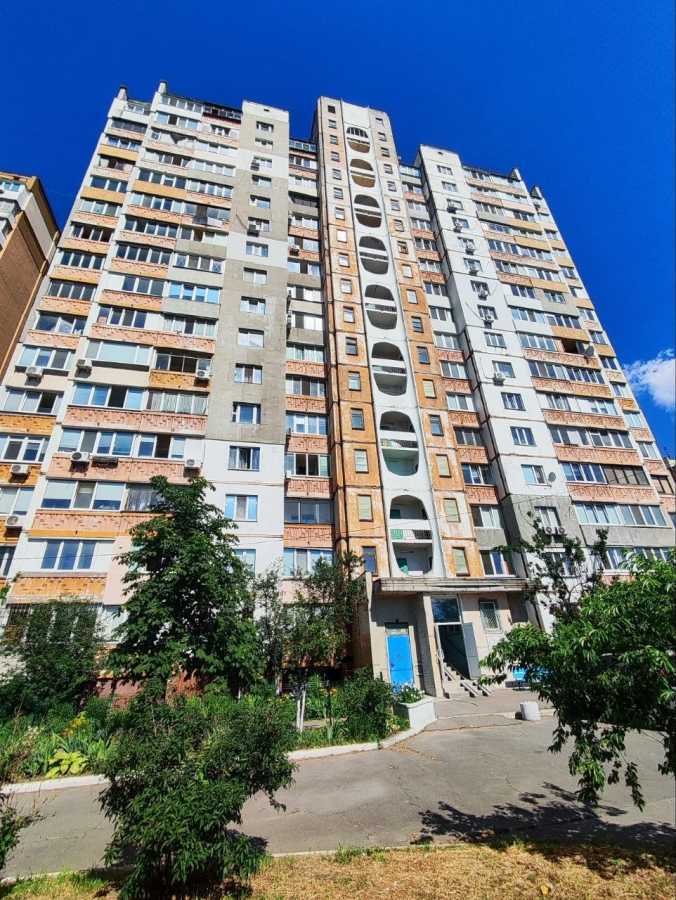 Продажа 3-комнатной квартиры 84.3 м², Николая Закревского ул., 55