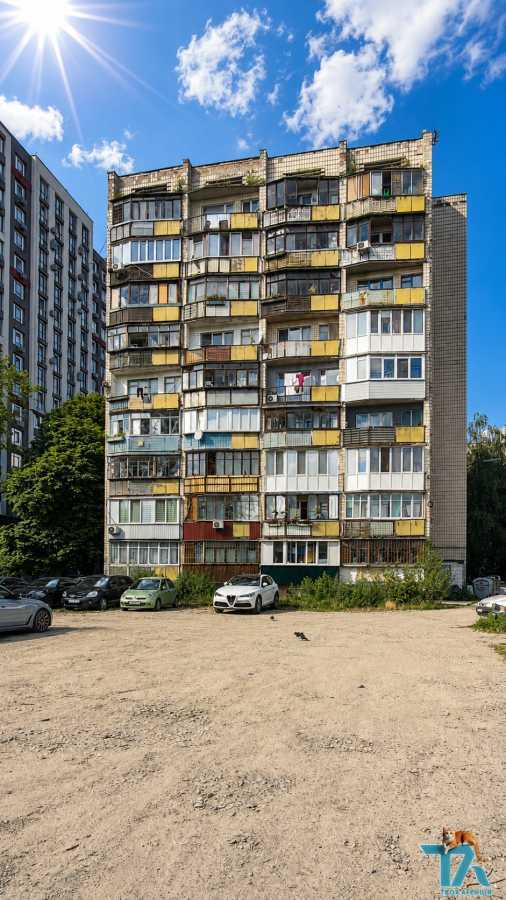 Продажа 1-комнатной квартиры 32 м², Любомира Гузара просп., 17А