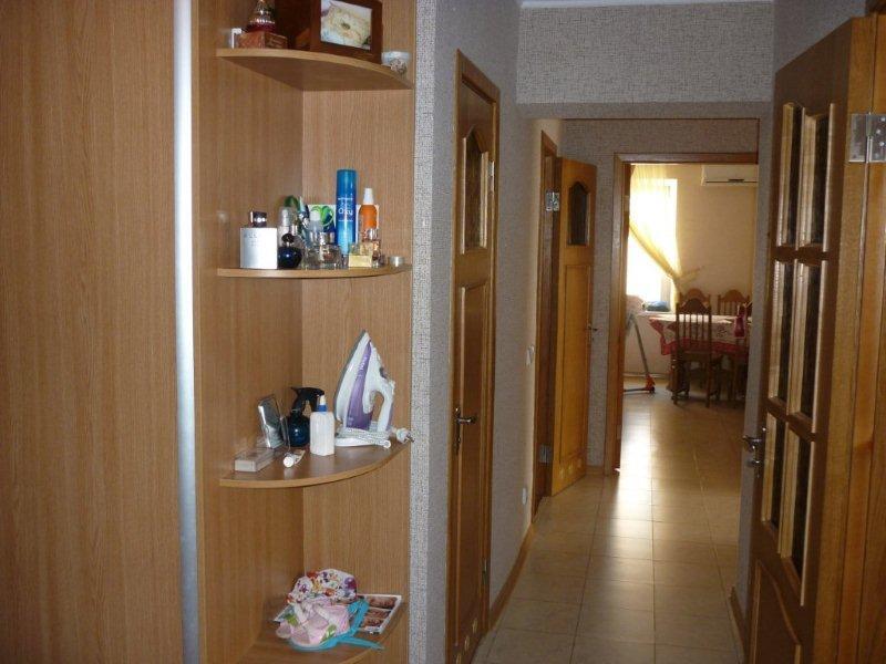 Аренда 3-комнатной квартиры 90 м², Дарницкий бул., 10