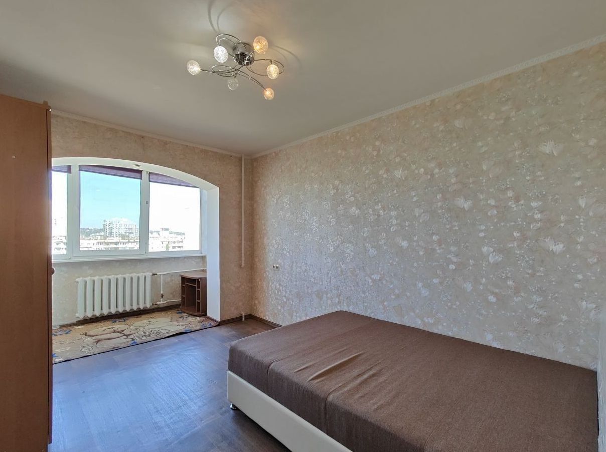 Продажа 2-комнатной квартиры 56 м², Набережная Победы ул., 126