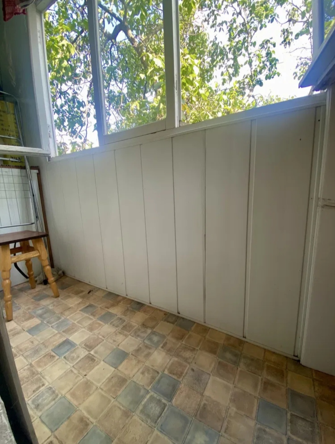 Продаж 1-кімнатної квартири 32 м², Космонавтов вул.