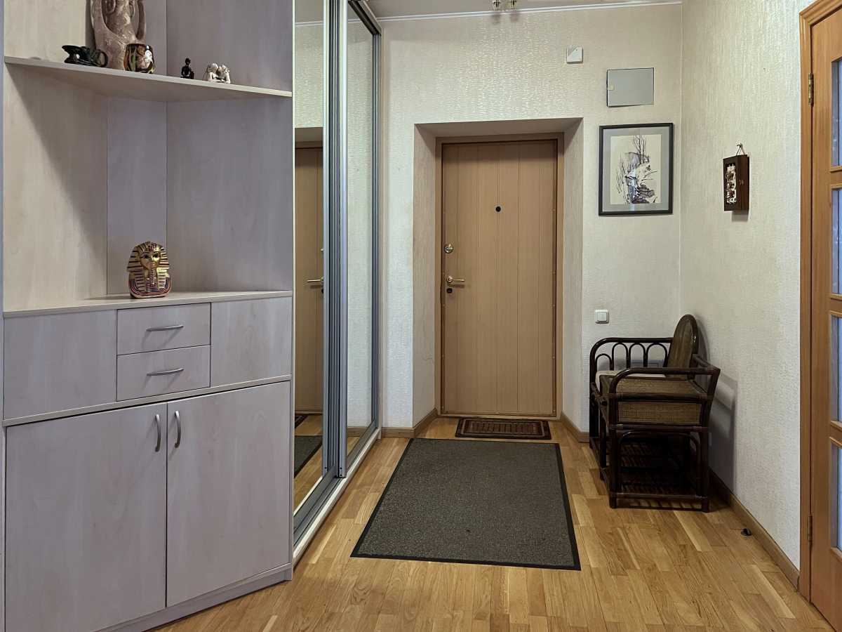 Продажа 3-комнатной квартиры 115.5 м², Прилужная ул., 4/15