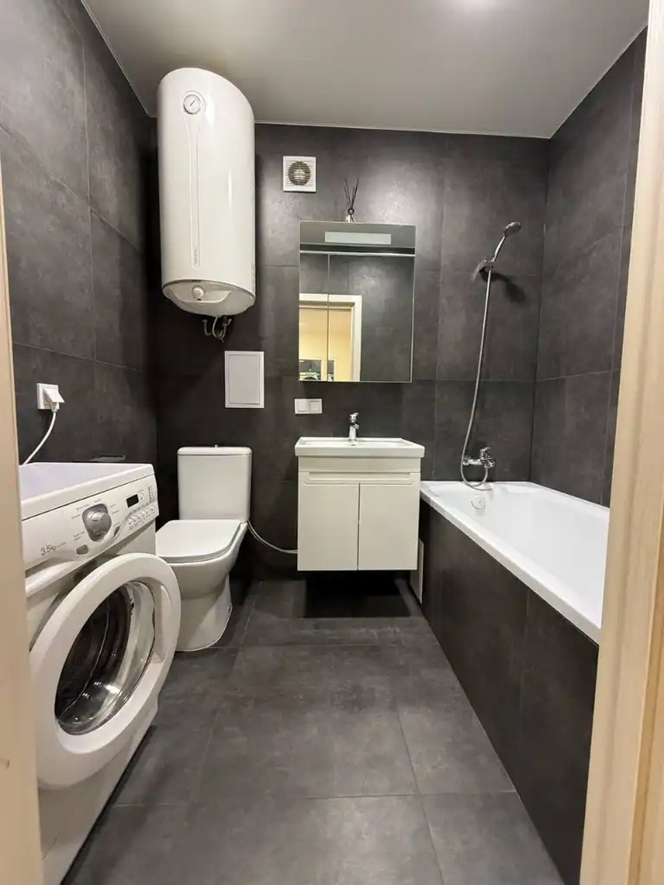Продажа 1-комнатной квартиры 47 м², Набережная Победы ул., 44С
