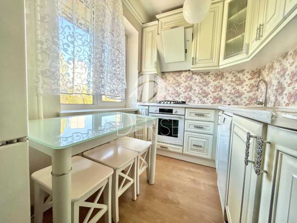 Продажа 3-комнатной квартиры 59.3 м², Васильковская ул., 2А