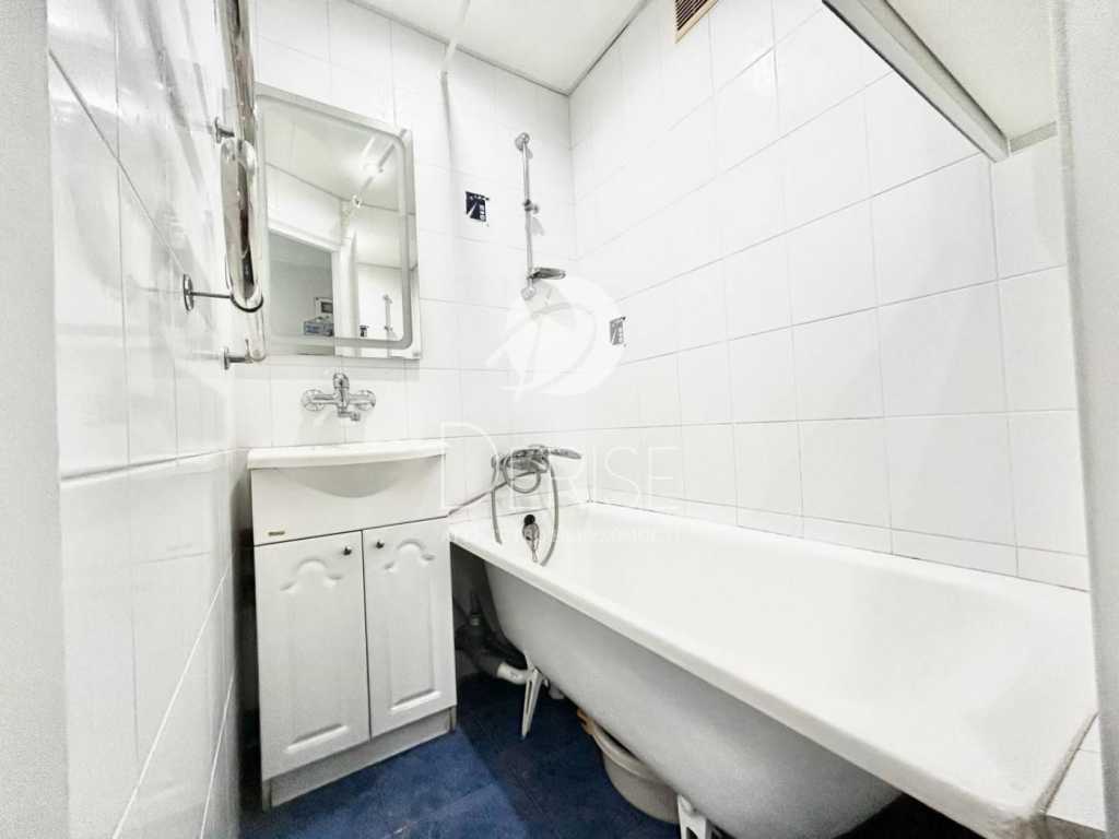Продажа 3-комнатной квартиры 59.3 м², Васильковская ул., 2А