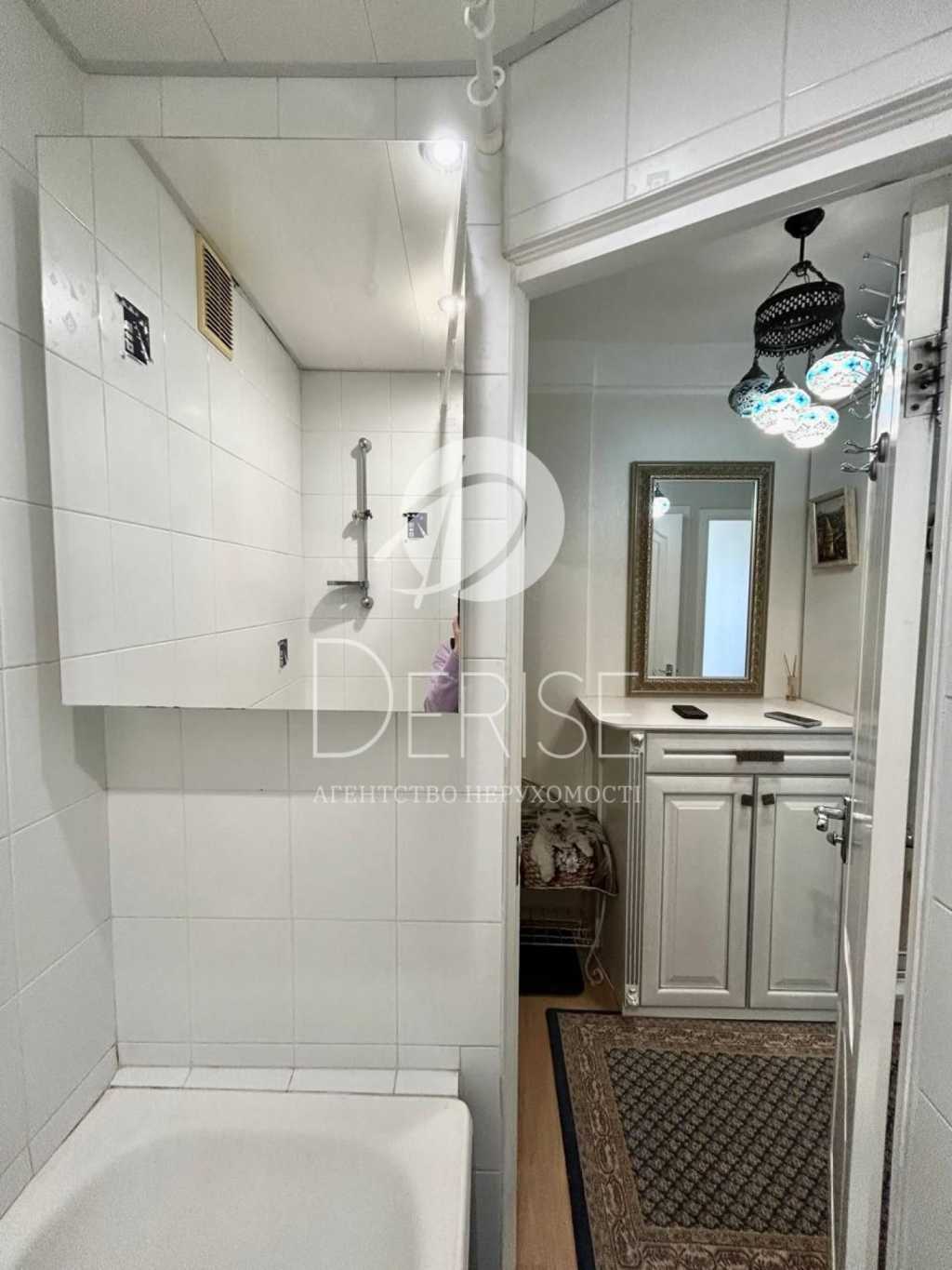 Продажа 3-комнатной квартиры 59.3 м², Васильковская ул., 2А