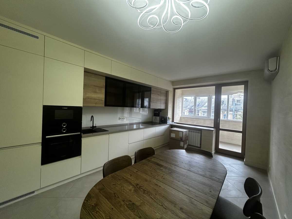 Аренда 3-комнатной квартиры 116 м², Тарасовская ул., 21