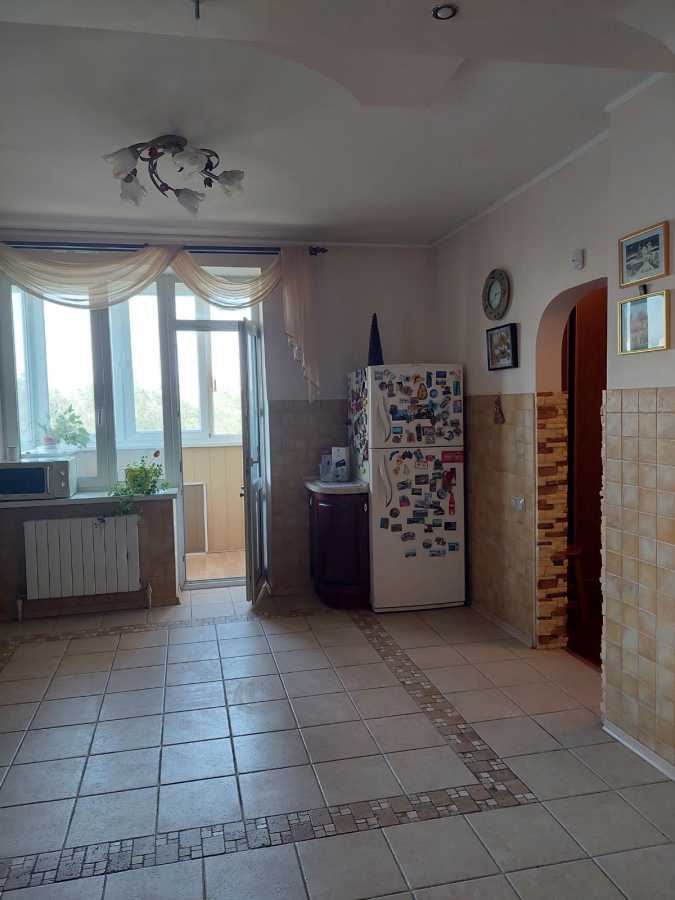 Аренда 2-комнатной квартиры 90 м², Николая Амосова ул.