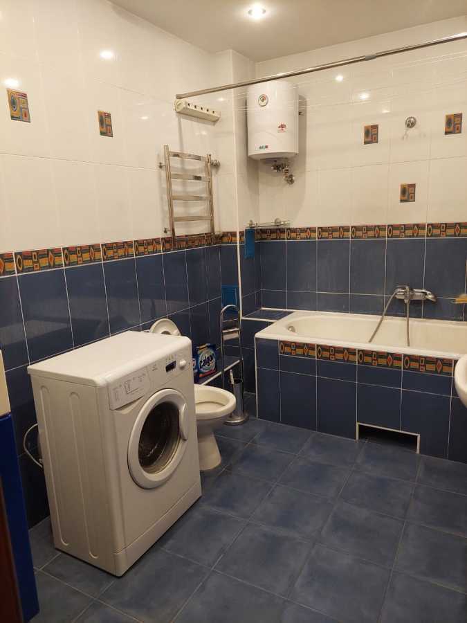 Аренда 2-комнатной квартиры 90 м², Николая Амосова ул.