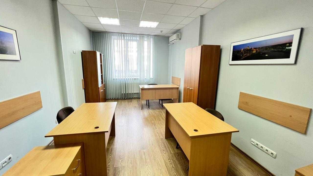 Оренда офісу 180 м², Євгена Коновальця вул., 32Г
