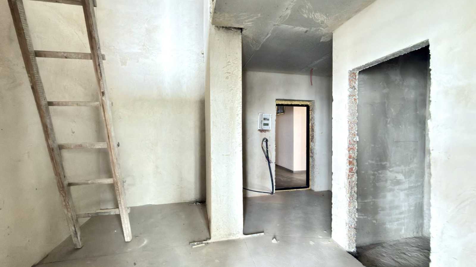 Продажа 4-комнатной квартиры 135 м², Бережанская ул., 15