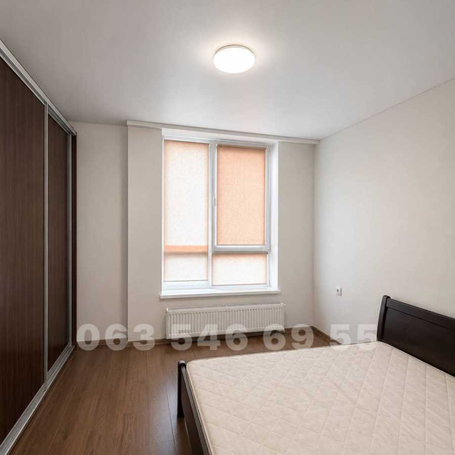 Продажа 2-комнатной квартиры 70 м², Сырецко-Садовая ул., 1