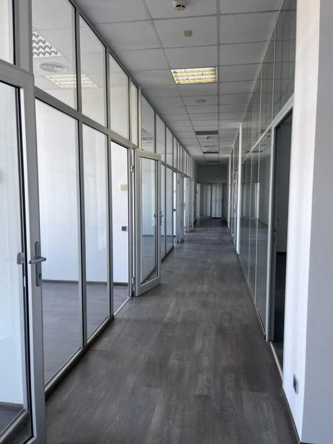 Оренда офісу 626 м², Миколи Грінченко вул., 4б