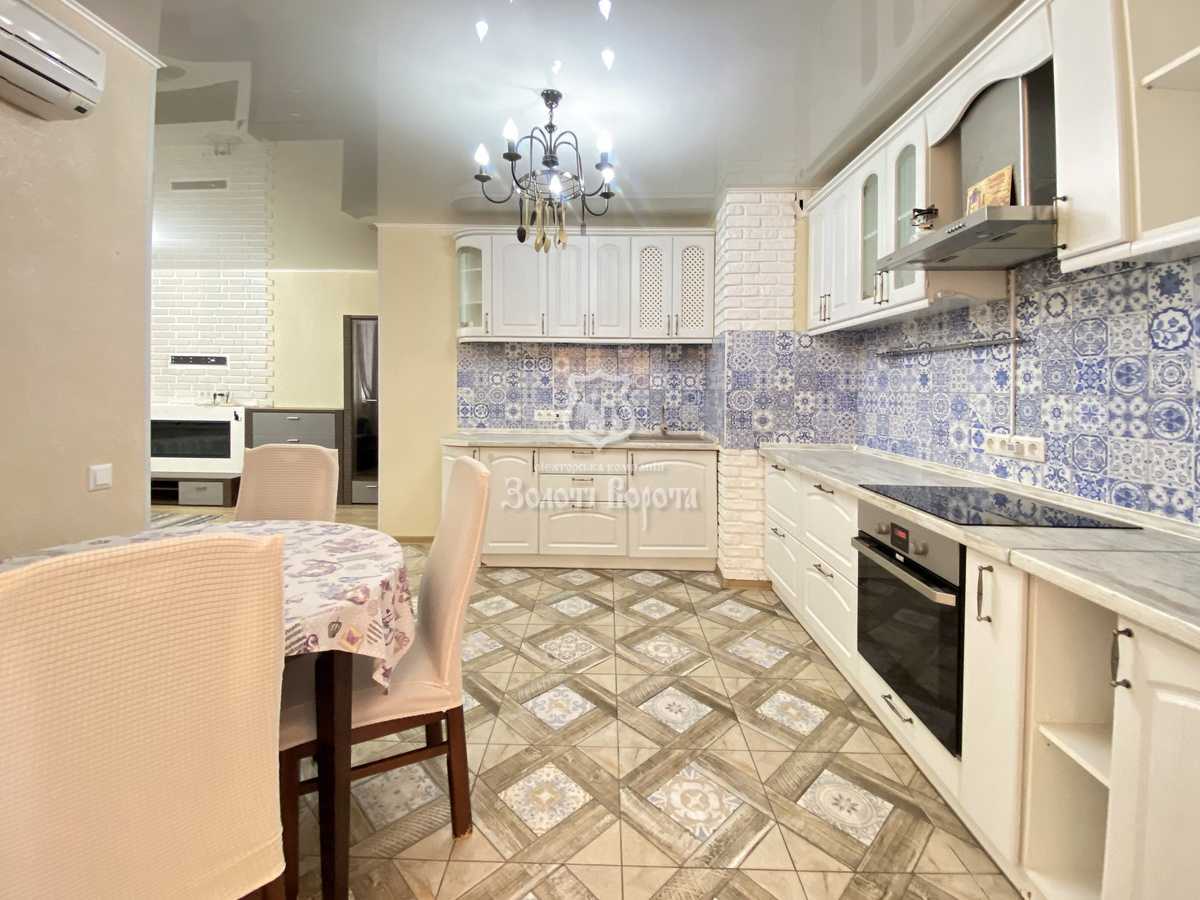 Продаж 3-кімнатної квартири 82.1 м², Набережна вул., 6Г