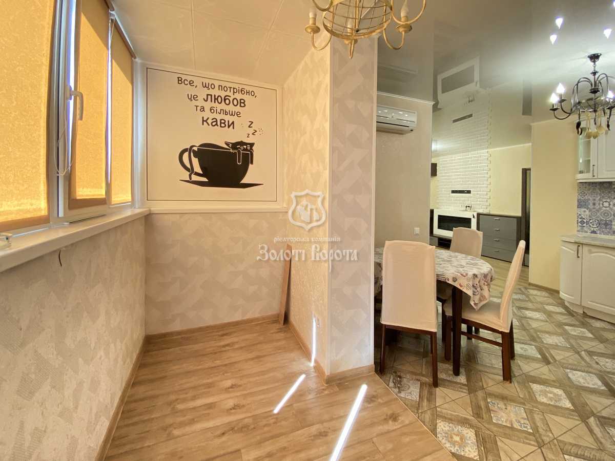 Продаж 3-кімнатної квартири 82.1 м², Набережна вул., 6Г