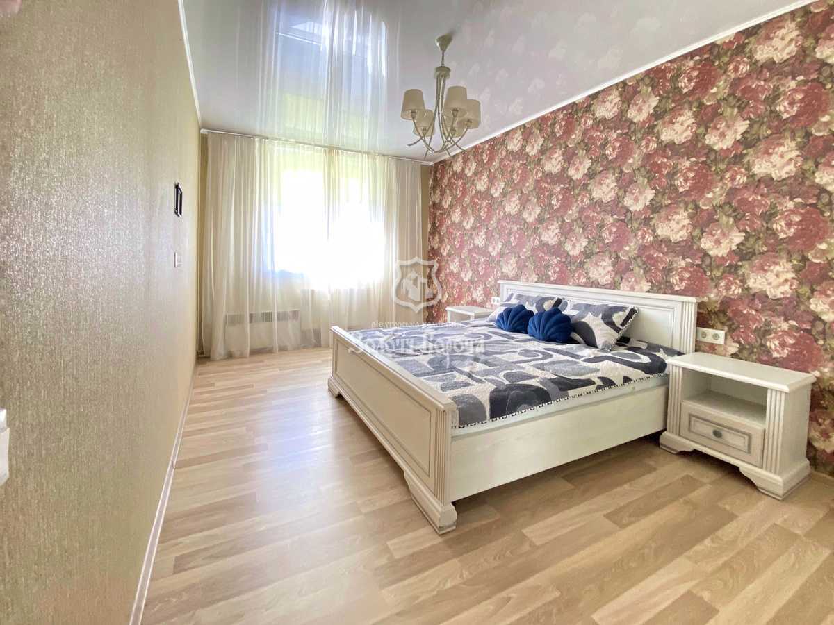 Продаж 3-кімнатної квартири 82.1 м², Набережна вул., 6Г
