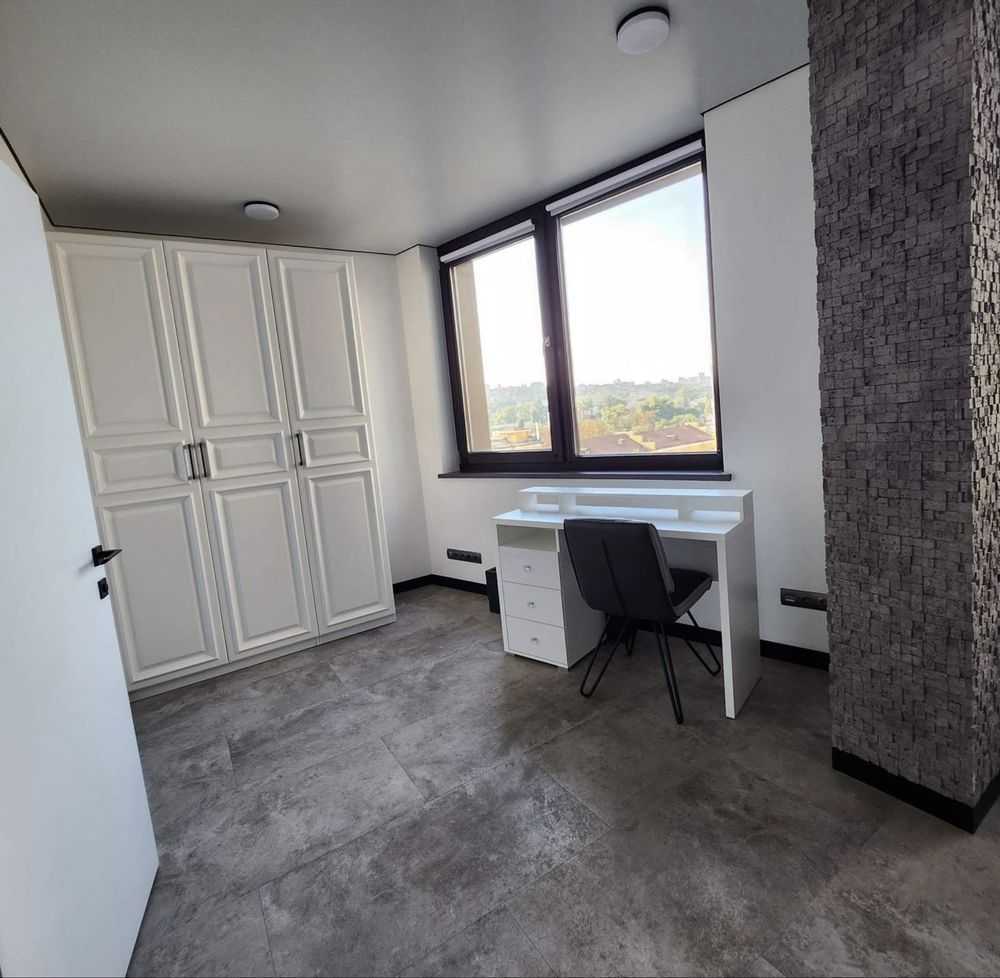 Продажа 2-комнатной квартиры 70 м², Владимира Антоновича ул., 74