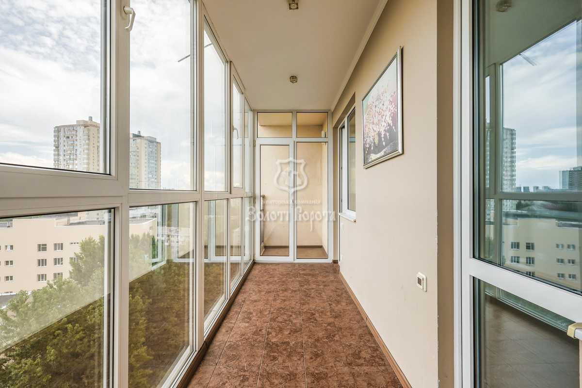 Продаж 3-кімнатної квартири 100.1 м², Гарматна вул., 38А